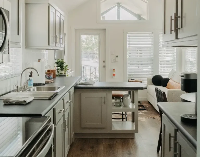 Cabin 2 The Mingo (5) Large