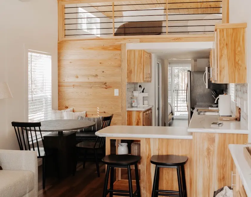 Horseshoe RV Resort  Wimberley, TX  cabin rentals  Cabin 3 Sea Biscuit