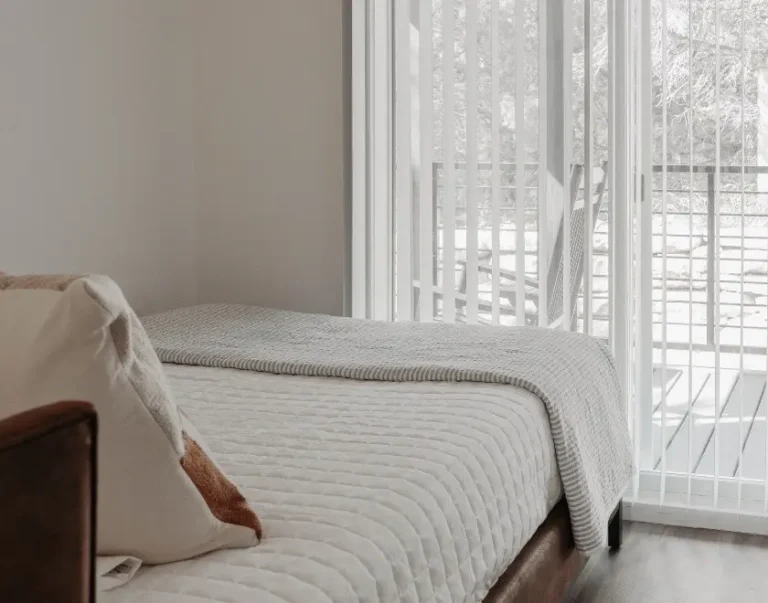 Cabin 3 Sea Biscuit (8) Large