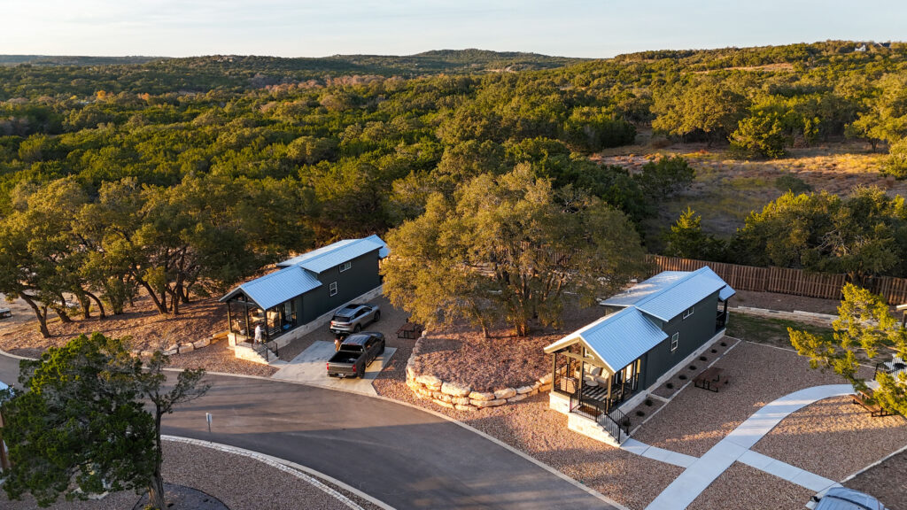 Horseshoe Ridge RV  cabin stays